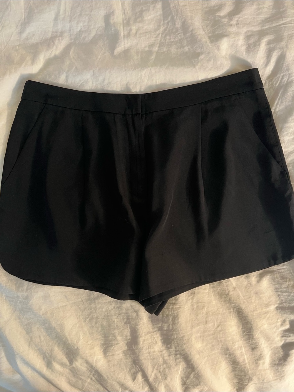 Vince Women's Black Tailored Shorts, sz 4